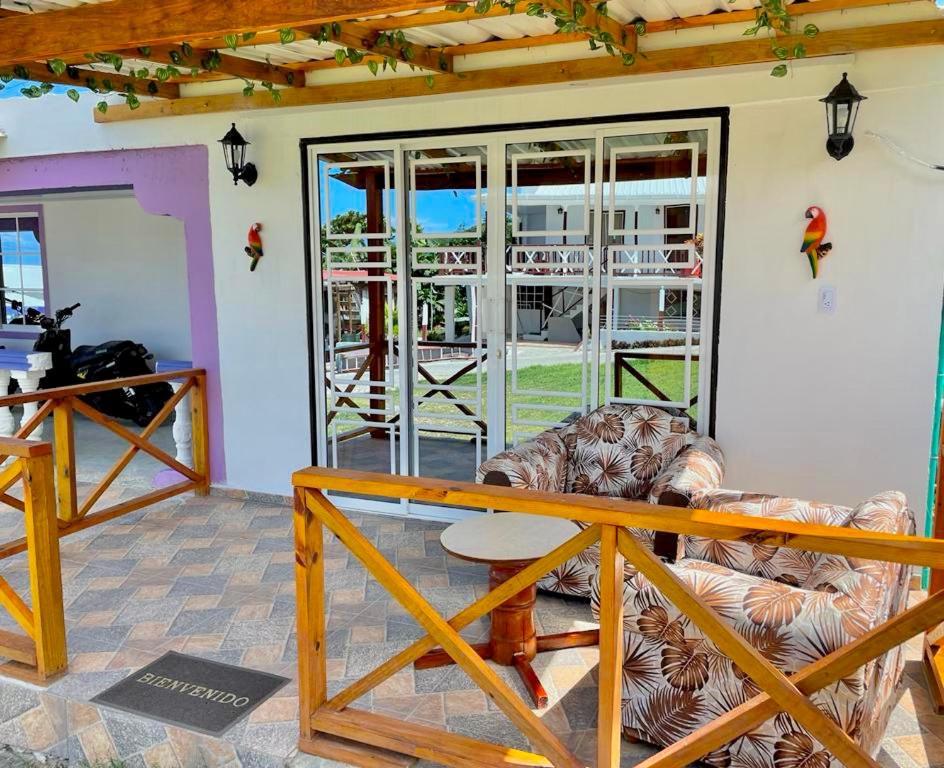 Rocky Point Posada Villa Bryan מראה חיצוני תמונה